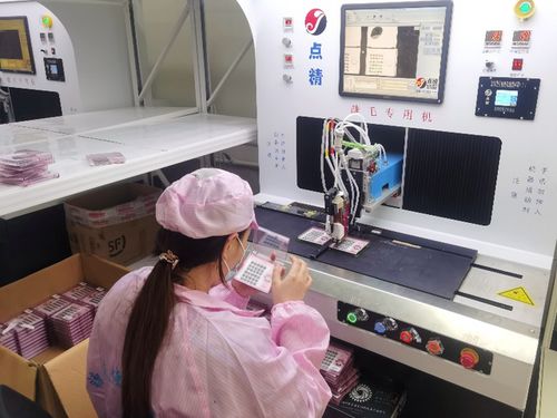 山东小伙在拼多多卖假睫毛,单品卖出数百万单,工厂产能5年翻了50倍